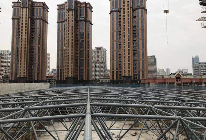 廊坊螺栓球网架结构